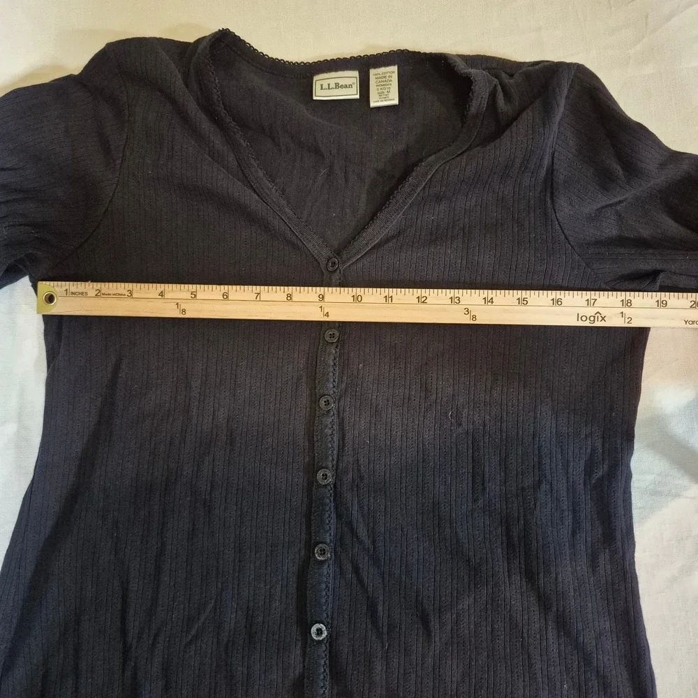Vtg L.L. BEAN Ribbed Button Down V-Neck 100% Cotton Pointelle Top 90s Minimalism